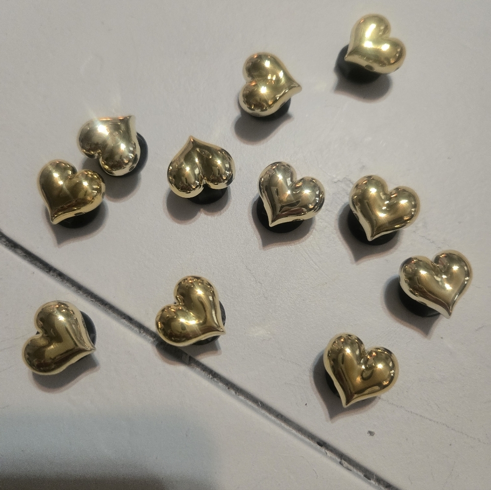 Jibbitz Gold Hearts Shoe Charms - Picture 2 of 2